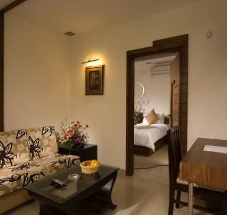 The Nines Business Hotel บังกาลอร์ ห้อง รูปภาพ