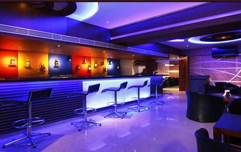 The Nines Business Hotel บังกาลอร์ ภายนอก รูปภาพ