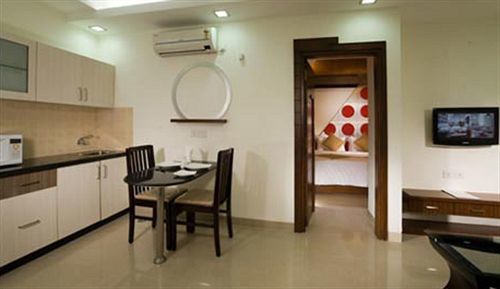 The Nines Business Hotel บังกาลอร์ ภายนอก รูปภาพ