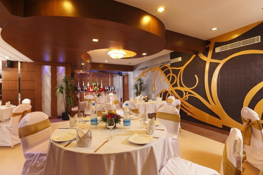 The Nines Business Hotel บังกาลอร์ ห้อง รูปภาพ